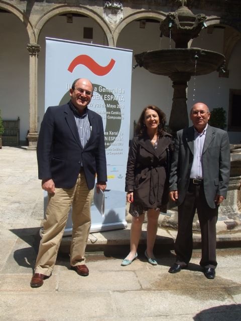 Jose Luis Hernández (secretario DOP Pimenton de Murcia), Teresa Bartolome (Presidenta DOP Pimenton de la Vera), Pedro Piernas (Presidente DOP Pimenton de Murcia), Foto 1