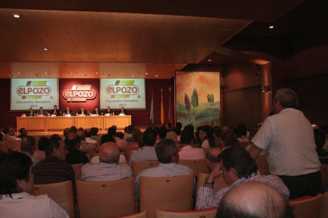 ELPOZO ALIMENTACIN celebra en sus instalaciones el XI encuentro ganadero, Foto 1