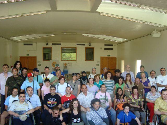 Los usuarios del Servicio de Apoyo Psicosocial participan en una salida al Centro Educativo de Medio Ambiente CEMACAM - 3, Foto 3