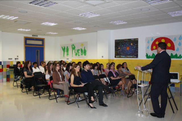 Estudiantes británicos de King's College visitan el CES Vega Media con motivo del Proyecto CLEOPATRA de intercambio lingüístico - 2, Foto 2