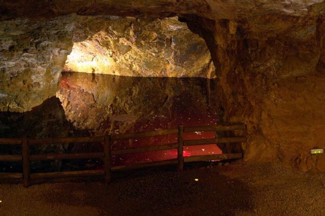 Los Clubes de Mayores de Cuesta Blanca y los Puertos de Santa Bárbara, en la Mina Agrupa Vicenta - 1, Foto 1