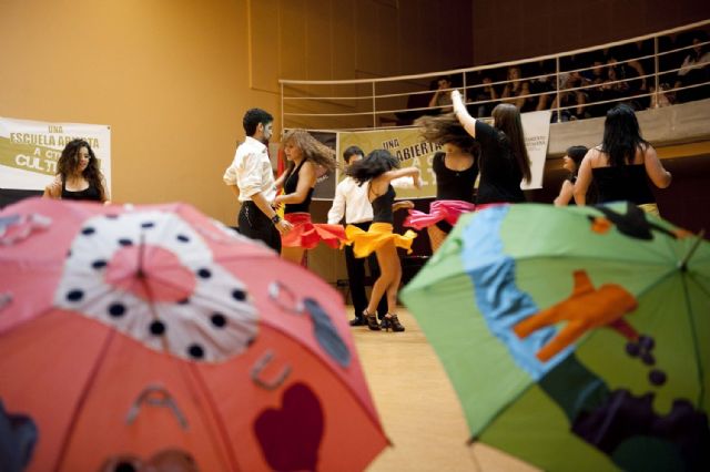 12.000 alumnos se educan en el respeto con el programa Una Escuela Abierta a Otras Culturas - 1, Foto 1