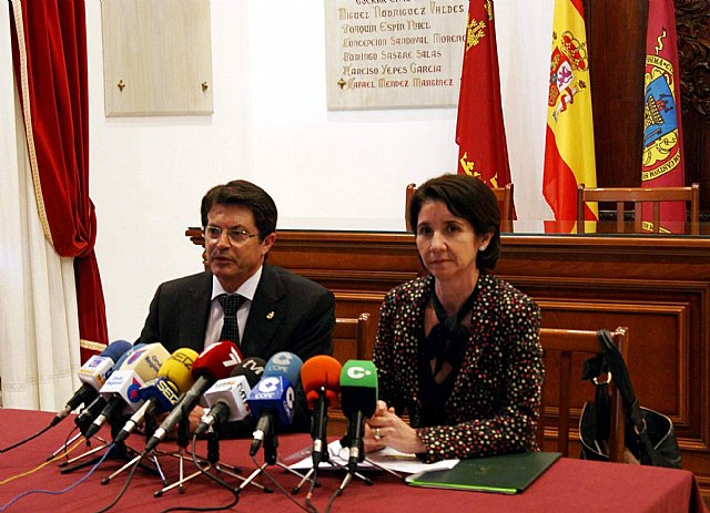 La Comunidad trabaja en la obtención de fondos europeos para la recuperación económica de Lorca - 1, Foto 1