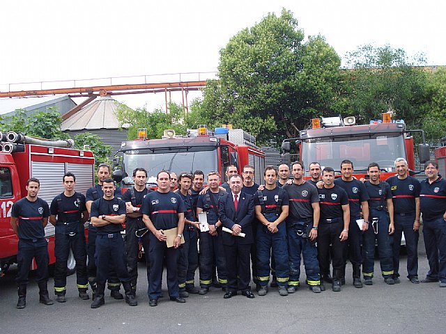 La Comunidad felicita a los servicios de emergencias y bomberos por el excelente trabajo y dedicación en Lorca - 1, Foto 1