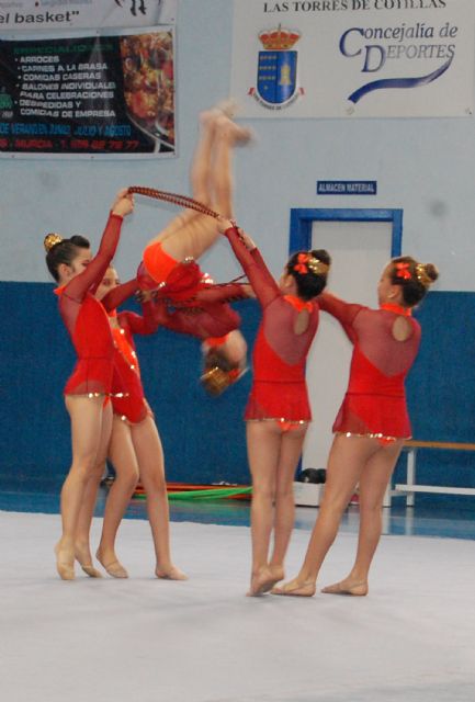 La Escuela Municipal torreña de gimnasia rítmica clausura su curso 2010-11 - 2, Foto 2