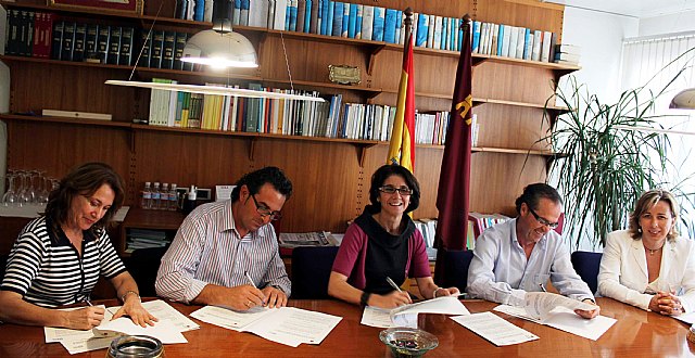 La Agencia Regional de Recaudación firma nuevos convenios con los regantes de seis municipios - 1, Foto 1