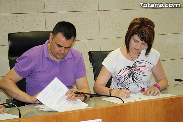 El ayuntamiento firma convenios de colaboracin con empresas - 17