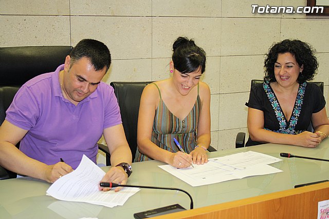 El ayuntamiento firma convenios de colaboracin con empresas - 21