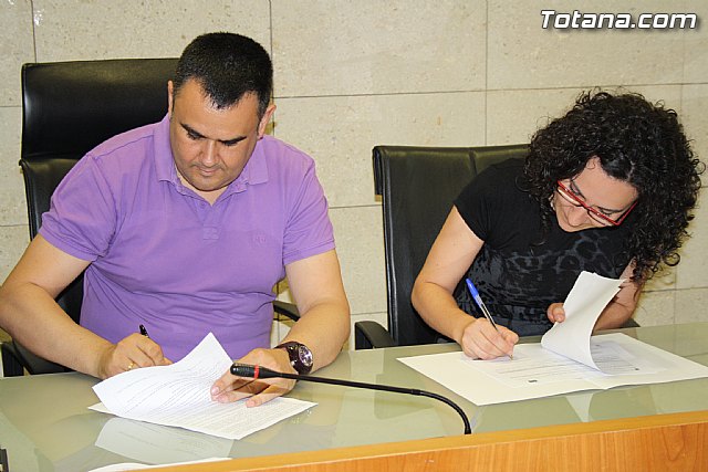 El ayuntamiento firma convenios de colaboracin con empresas - 23