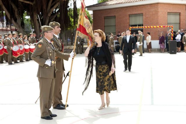 Más de un centenar de vecinos juran bandera en La Aljorra - 3, Foto 3