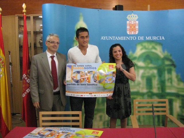 Almagro y Ferrero disputan un partido de tenis en beneficio de los damnificados por el terremoto de Lorca - 1, Foto 1