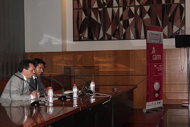 Economía presenta los cambios normativos para el acceso a los servicios de telecomunicación en el interior de los edificios - 1, Foto 1