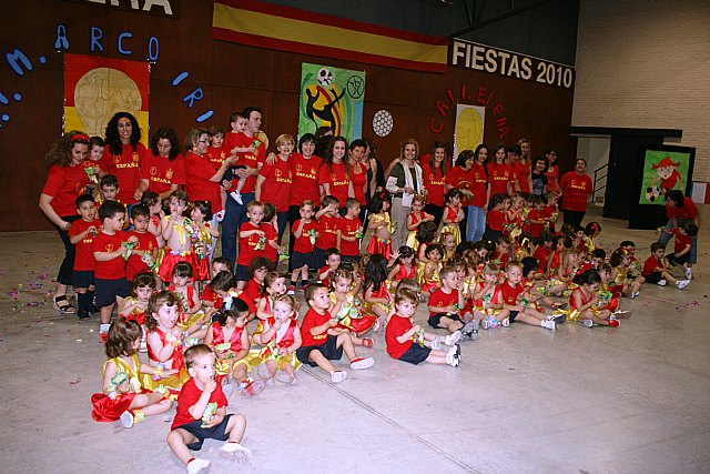 Más de 800 personas de Santomera acuden a la fiesta de fin de curso del CAI Infanta Elena y de la Escuela Infantil Arco Iris - 1, Foto 1