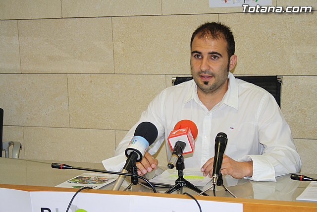 Presentan la publicación del Plan Municipal de Juventud (2011-2014), Foto 3