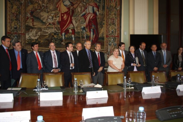 Cerdá exige medidas extraordinarias para superar una crisis de extrema gravedad en el sector hortofrutícola - 1, Foto 1