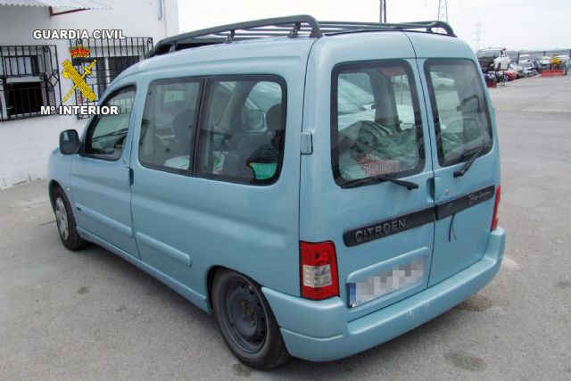 La Guardia Civil recupera 750 kilos de productos fitosanitarios sustraídos en dos explotaciones agrícolas de Cieza - 3, Foto 3