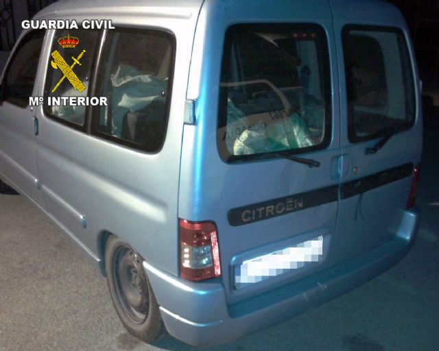 La Guardia Civil recupera 750 kilos de productos fitosanitarios sustraídos en dos explotaciones agrícolas de Cieza - 4, Foto 4