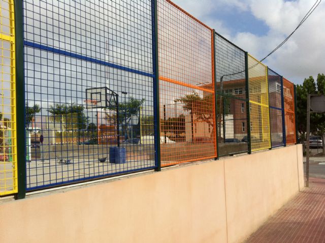 El colegio torreño San José renueva su vallado exterior - 3, Foto 3