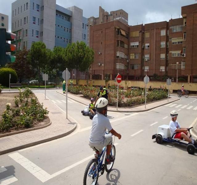 Los alumnos de Educación Vial reciben su carnet de socio - 1, Foto 1