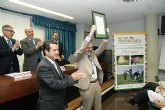 El Hospital de La Arrixaca recibe un certificado por su gestión medioambiental