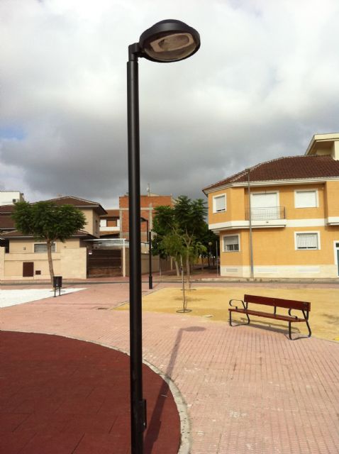 La calle Amparo Barrio de Las Torres de Cotillas luce un renovado jardín - 2, Foto 2