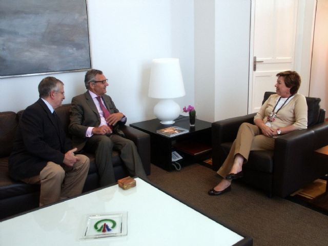 El embajador belga augura un incremento de las relaciones comerciales con Cartagena - 1, Foto 1