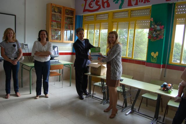 Los alumnos del colegio Nuestra Señora del Carmen estrenan biblioteca - 1, Foto 1