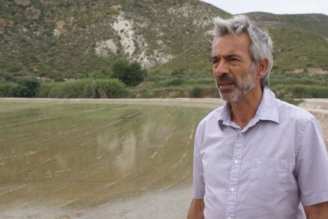 El actor Imanol Arias se pone las botas en Calasparra para el rodaje de un capítulo de la serie de TV Española Un país para comérselo - 3, Foto 3