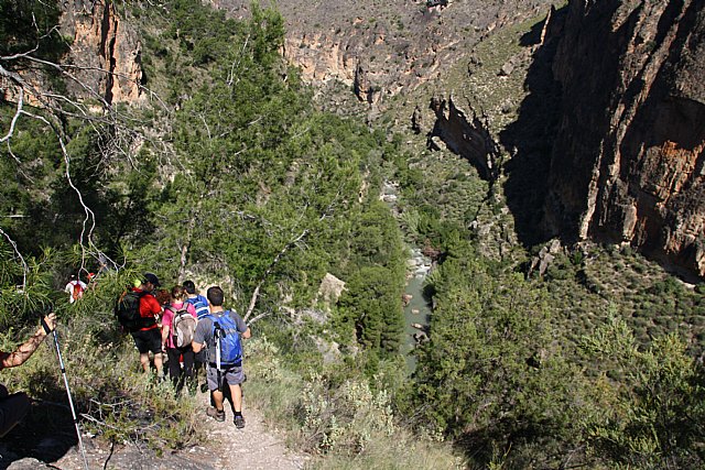 La Ruta del Cañón de Almadenes recibe a medio centenar de senderistas de Santomera - 1, Foto 1