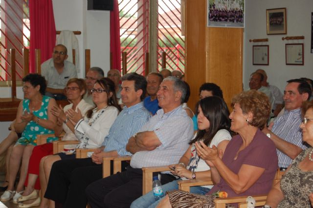 El Hogar de la Tercera Edad de Alguazas celebra las Fiestas Patronales 2011 con actuaciones musicales - 1, Foto 1