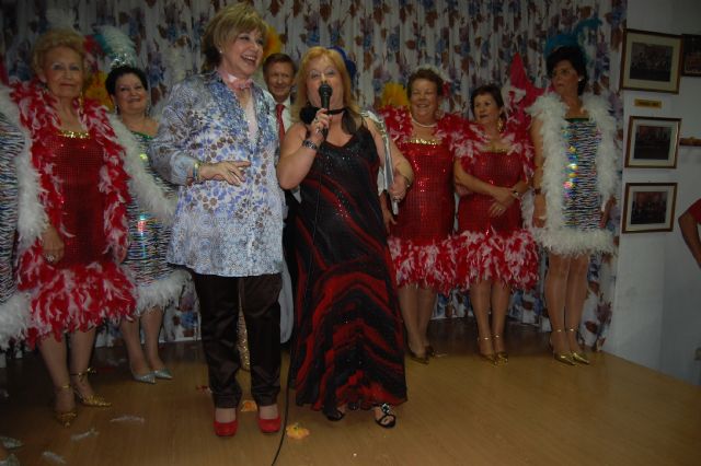 El Hogar de la Tercera Edad de Alguazas celebra las Fiestas Patronales 2011 con actuaciones musicales - 4, Foto 4