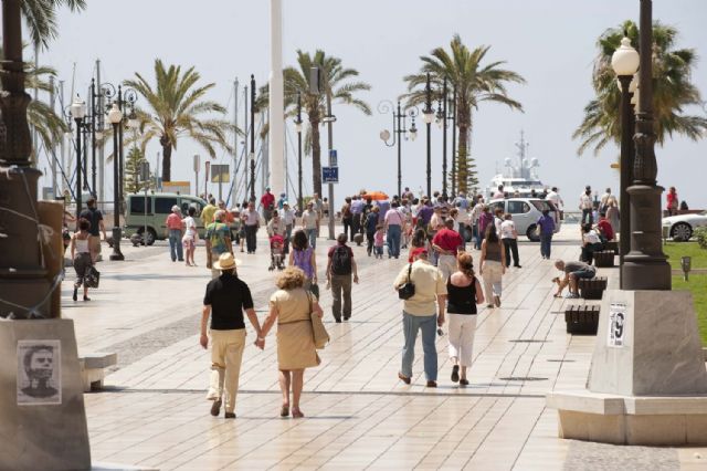 Los cruceristas toman el relevo a los americanos - 1, Foto 1