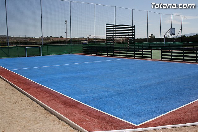 Las instalaciones deportivas del Polideportivo Municipal se mejoran con con tres minipistas de fútbol sala y minbasket - 1, Foto 1
