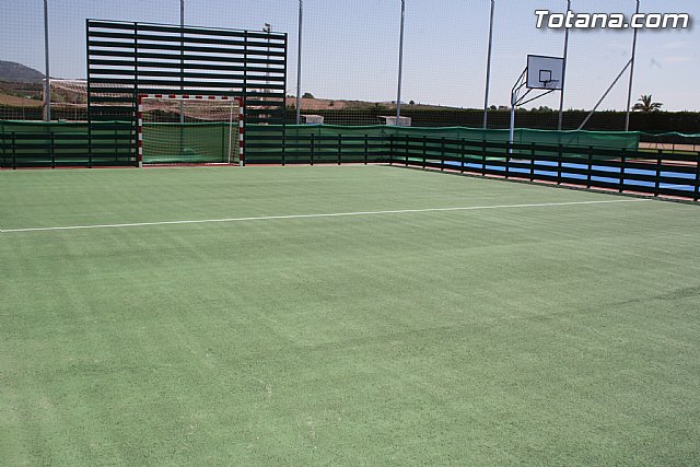 Las instalaciones deportivas del Polideportivo Municipal se mejoran con con tres minipistas de ftbol sala y minbasket - 3