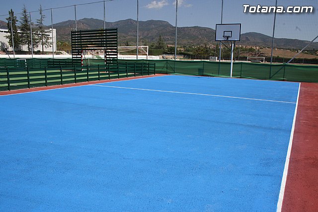 Las instalaciones deportivas del Polideportivo Municipal se mejoran con con tres minipistas de ftbol sala y minbasket - 5