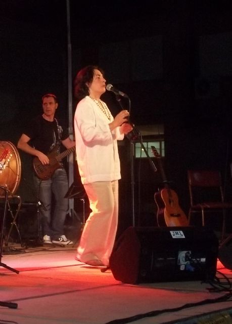 El grupo Azarbe pone el punto folk en la Semana Cultural  de  la peña El Capazo de Lorquí - 4, Foto 4