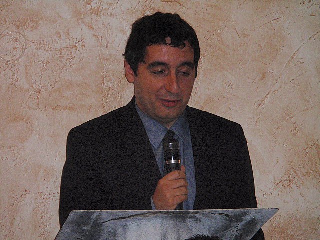 Un emocionado Enrique Nieto Navarro recibe la doble corona mural del Senado Romano - 2, Foto 2