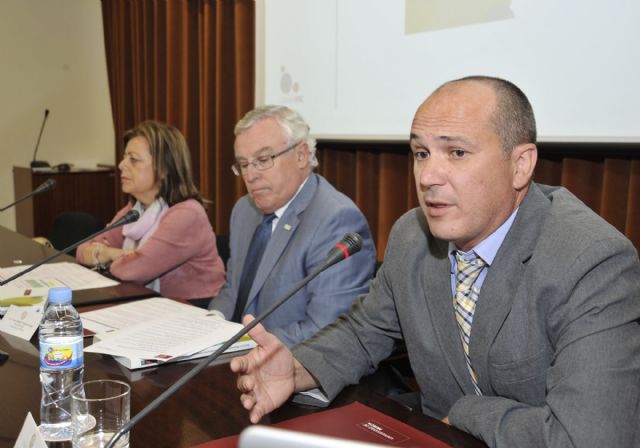 La Universidad de Murcia edita la Memoria de Responsabilidad Social - 3, Foto 3