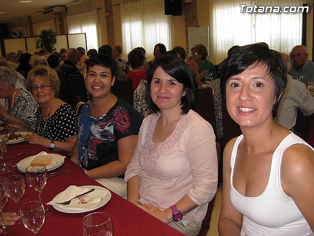 Numerosas personas asistieron a la comida de fin de temporada organizada en el marco de las Fiestas de las Personas Mayores de Totana2011 - 19