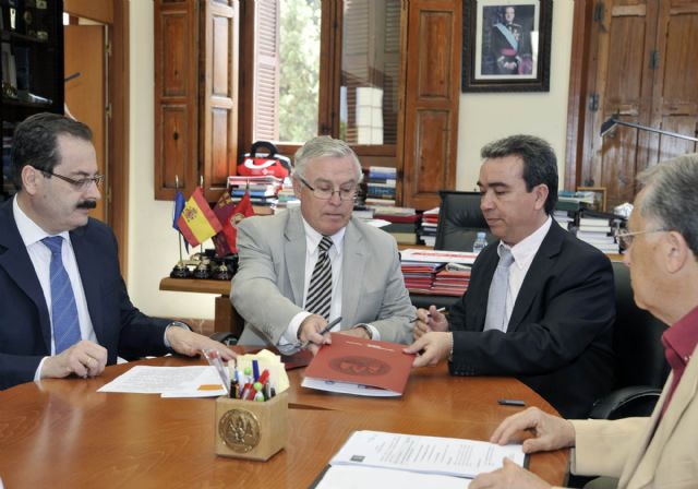La Universidad de Murcia colaborará con ANPE en la formación del profesorado - 1, Foto 1