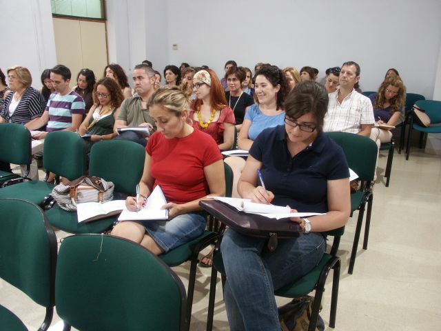 Los trámites de las ayudas a la dependencia se agilizan con la crisis - 5, Foto 5