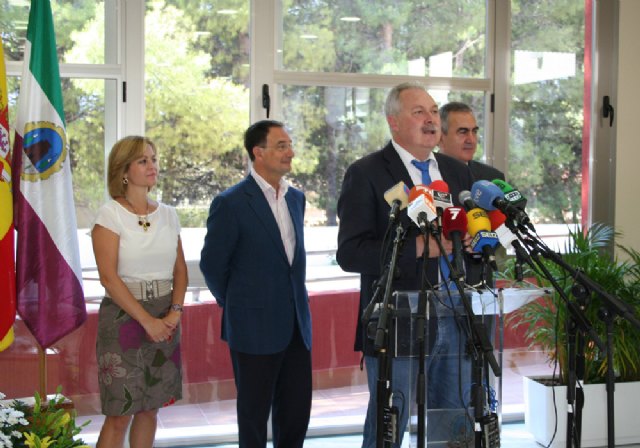 Se inaugura oficialmente el nuevo Centro de Día para Personas Mayores - 1, Foto 1