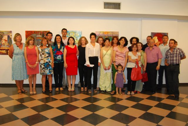 La muestra de los alumnos del taller de pintura de la Universidad Popular de Totana permanece expuesta hasta el día 26 de junio, Foto 1