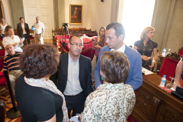 Los grupos municipales se rebajan sus asignaciones y personal - 3, Foto 3