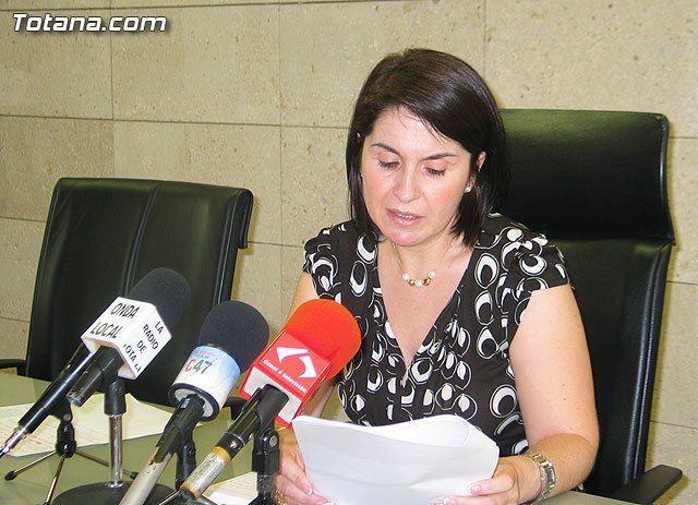Rueda de prensa alcaldesa de Totana, Foto 1