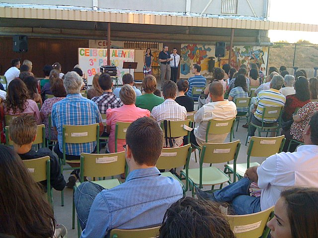 Autoridades municipales asisten al acto de graduación de los ocho alumnos de 4º de la ESO del CP Guadalentín, Foto 3