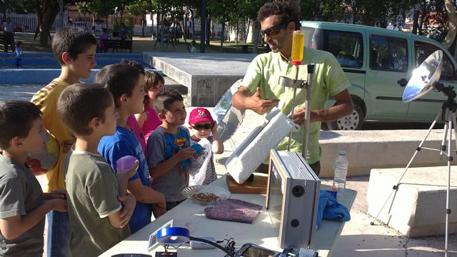 El Ayuntamiento y Argem organizaron un Taller Infantil sobre Energía Solar coincidiendo con el Mes del Medio Ambiente - 1, Foto 1