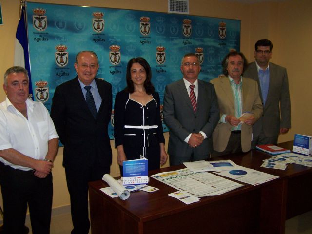 Presentados en Águilas los Cursos de la Universidad Internacional del Mar 2011 - 1, Foto 1
