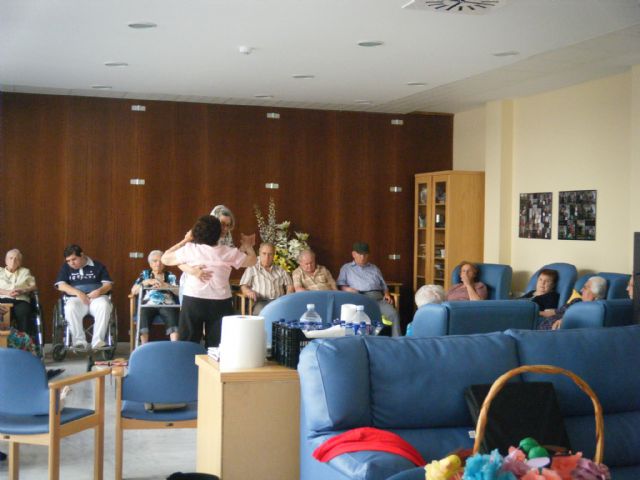 IU-verdes ha visitado el Centro de Día Virgen de las Maravillas - 1, Foto 1