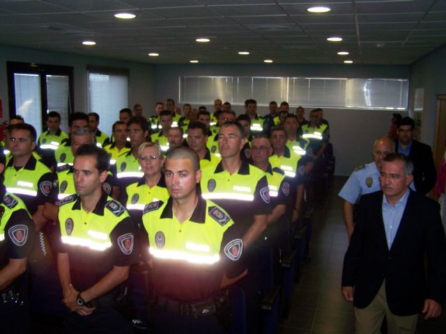 Autoridades municipales mantienen una reunión de trabajo con la totalidad de los agentes que integran la plantilla de la Policía Local de Águilas - 3, Foto 3